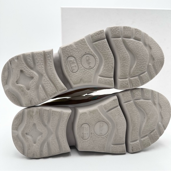 Chloe Sonnie Leather Low Top Sneaker - Picture 11 of 14